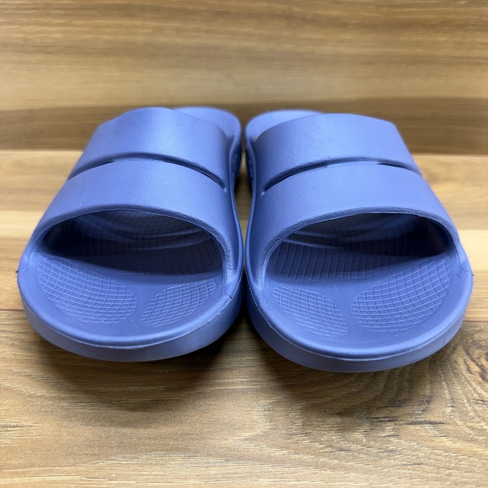 OOFOS Slide Sandals in Periwinkle Blue - Picture 4 of 11